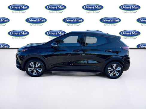 Used 2023 Chevrolet Bolt EUV LT w/ Convenience Package FWD image 4