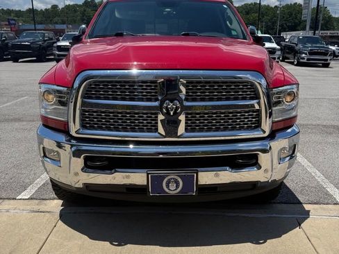 Used 2018 RAM 2500 Laramie AWD/4WD image 3
