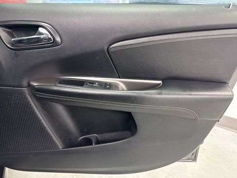 Used 2018 Dodge Journey Crossroad image 24