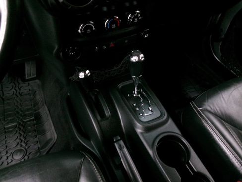 Used 2017 Jeep Wrangler Unlimited Sport AWD/4WD image 33