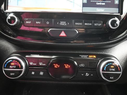 Used 2020 Kia Soul GT-Line Turbo FWD image 23