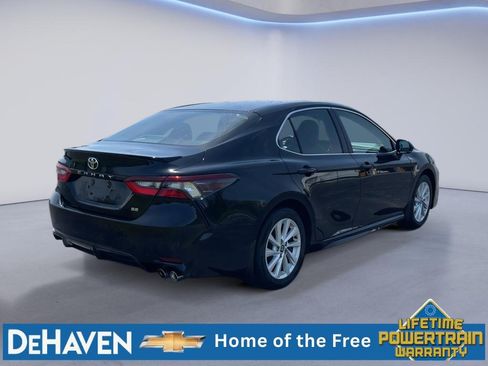 Used 2024 Toyota Camry SE FWD image 6