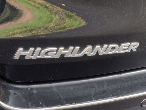 Used 2016 Toyota Highlander Limited Platinum image 13