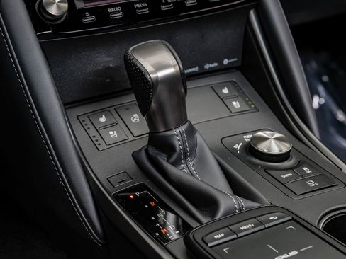 Used 2023 Lexus IS 350 F Sport image 31