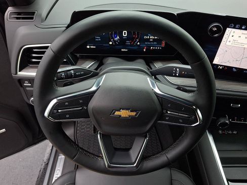 Used 2025 Chevrolet Tahoe LT w/ Comfort Package RWD image 19
