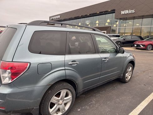 Used 2010 Subaru Forester 2.5X Limited image 2