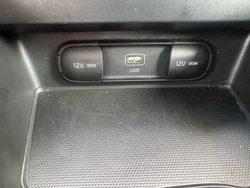 Used 2023 Kia Soul LX image 25