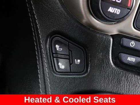 Used 2018 GMC Yukon Denali w/ Open Road Package AWD/4WD image 4