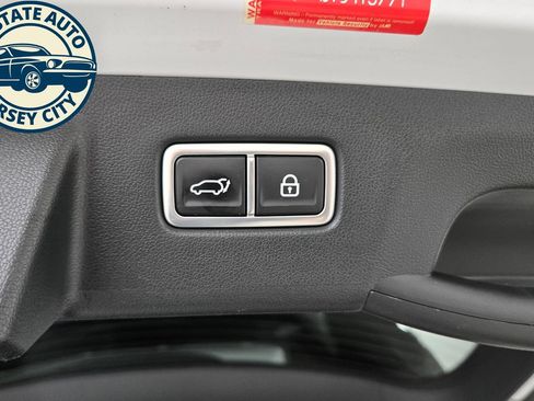 Used 2022 Kia Sorento EX w/ Panoramic Sunroof Package AWD/4WD image 38
