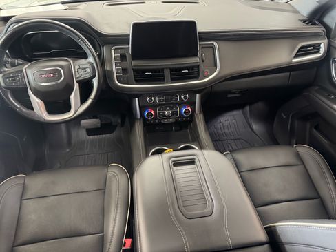 Used 2022 GMC Yukon XL SLT AWD/4WD image 14