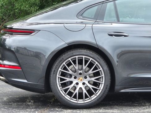 New 2025 Porsche Panamera 4 image 14