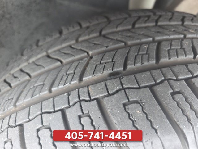 Used 2016 Volvo XC90 T6 Momentum w/ Momentum Plus Package AWD/4WD image 34