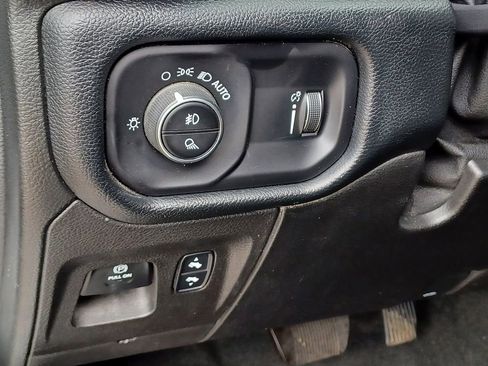 Used 2021 RAM 1500 Big Horn AWD/4WD image 13