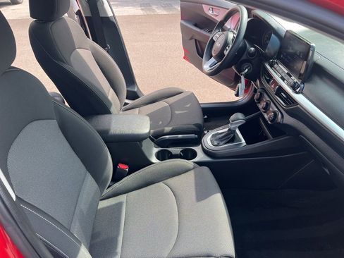 Certified 2023 Kia Forte LXS image 20
