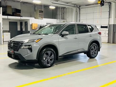 New 2026 Nissan Rogue SV FWD image 11