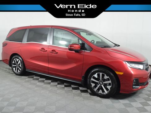 New 2026 Honda Odyssey EX-L image 1