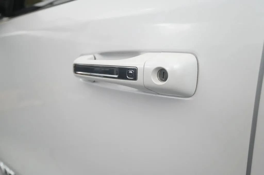 Used 2019 RAM 1500 Limited AWD/4WD image 14