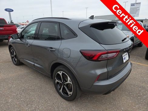 Certified 2025 Ford Escape ST-Line Elite w/ Premium Technology Package image 3