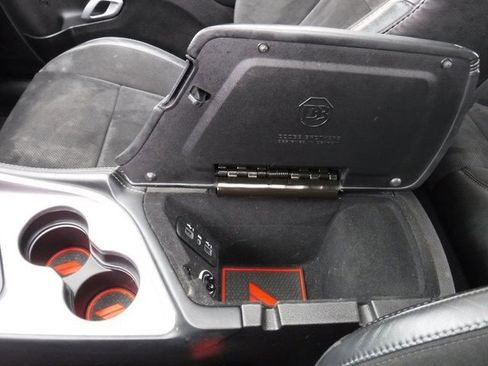 Used 2022 Dodge Challenger R/T Scat Pack w/ Shaker Package image 27