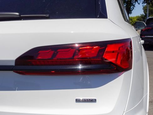 New 2026 Audi Q7 3.0T Prestige AWD/4WD image 7