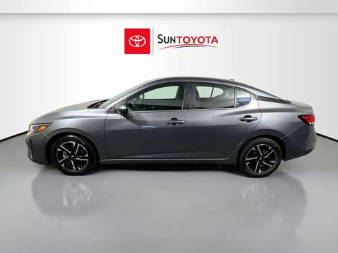 Used 2024 Nissan Sentra SV FWD image 7