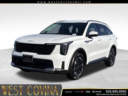 Used 2024 Kia Sorento S FWD image 5
