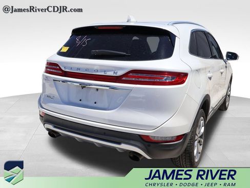 Used 2019 Lincoln MKC Select w/ Select Plus Package FWD image 15