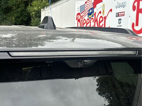 New 2025 Jeep Grand Cherokee L Summit image 21