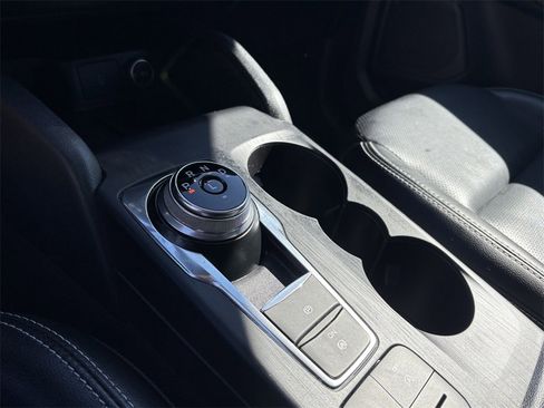 Used 2020 Ford Escape SEL image 17