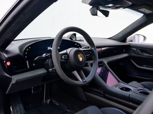 Certified 2024 Porsche Taycan GTS AWD/4WD image 4