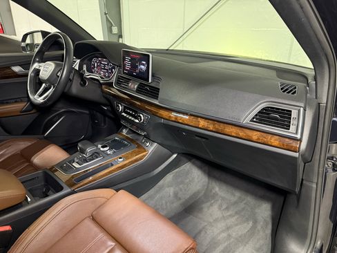 Used 2020 Audi Q5 2.0T Premium Plus w/ Premium Plus Package image 26