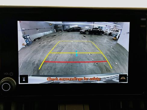 Used 2023 Toyota RAV4 AWD Hybrid image 9