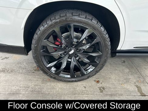 Used 2024 Cadillac Escalade V AWD/4WD image 27