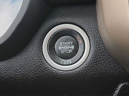 Used 2024 RAM 2500 Laramie w/ Safety Group AWD/4WD image 24