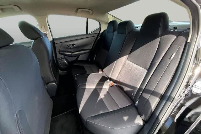 Certified 2024 Nissan Sentra SV w/ Lighting Package FWD image 19