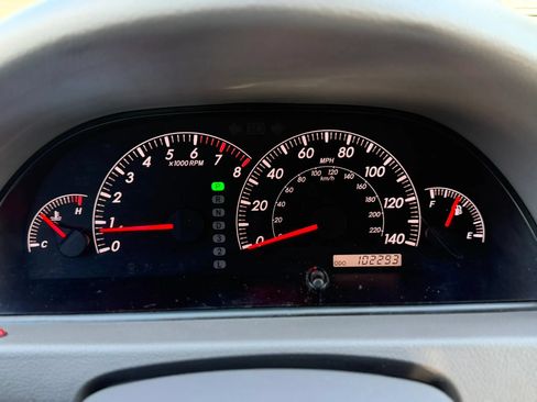 Used 2005 Toyota Camry LE FWD image 22