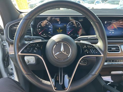 Certified 2024 Mercedes-Benz GLE 350 4MATIC w/ Winter Package image 18