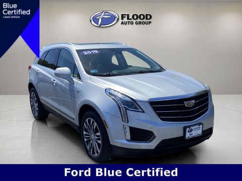Used 2019 Cadillac XT5 Luxury w/ LPO, Black Ice Package image 1