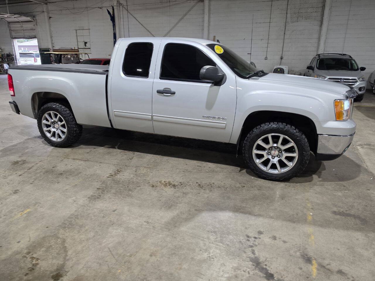 Used 2012 GMC Sierra 1500 SLE w/ Power Tech Package AWD/4WD image 18