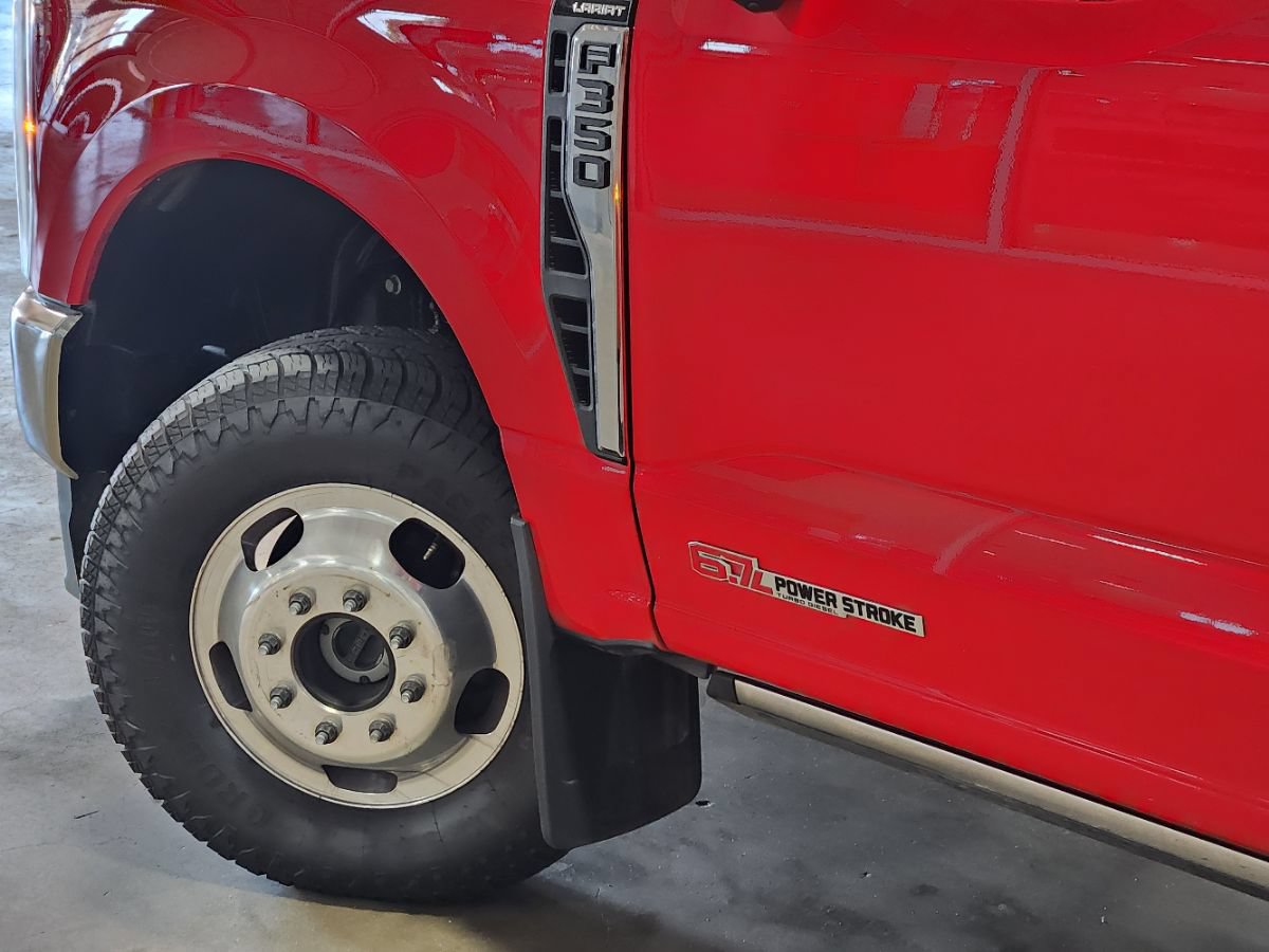 Used 2025 Ford F350 Lariat w/ Lariat Ultimate Package AWD/4WD image 22