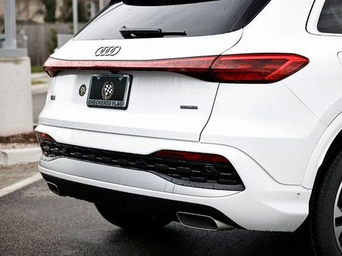 New 2025 Audi Q5 Premium AWD/4WD image 9