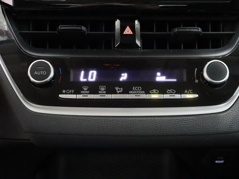 Certified 2024 Toyota Corolla LE FWD image 18
