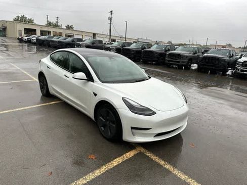 Used 2023 Tesla Model 3 Standard Range RWD image 13