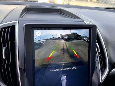 Used 2022 Ford Edge Titanium image 22