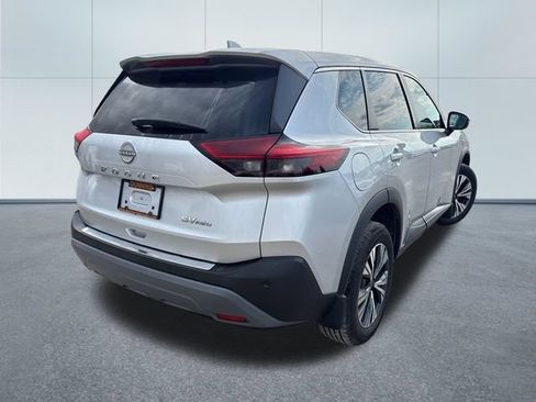 Used 2022 Nissan Rogue SV AWD/4WD image 4
