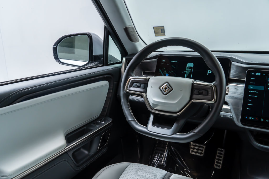 Used 2023 Rivian R1S Launch Edition Quad AWD/4WD image 31
