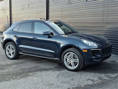 Certified 2017 Porsche Macan S image 9