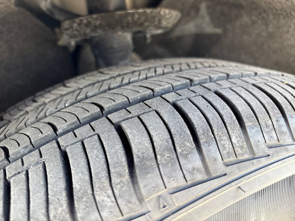 Used 2024 Chrysler Pacifica Touring-L FWD image 34