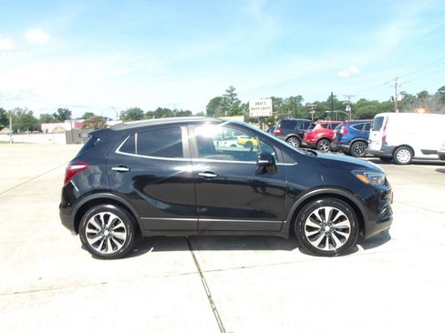 Used 2019 Buick Encore Essence FWD image 5