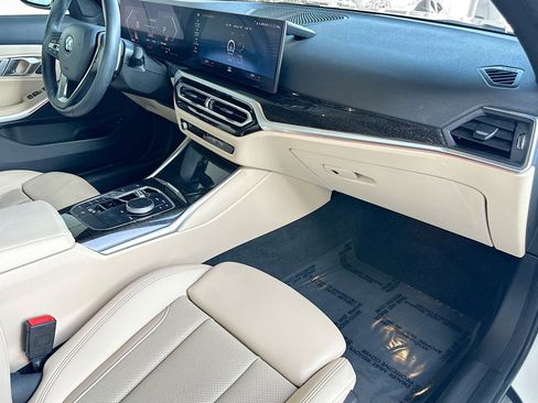 Certified 2023 BMW 330i Sedan image 29